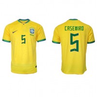 Camiseta Brasil Casemiro #5 Primera Equipación Mundial 2022 manga corta